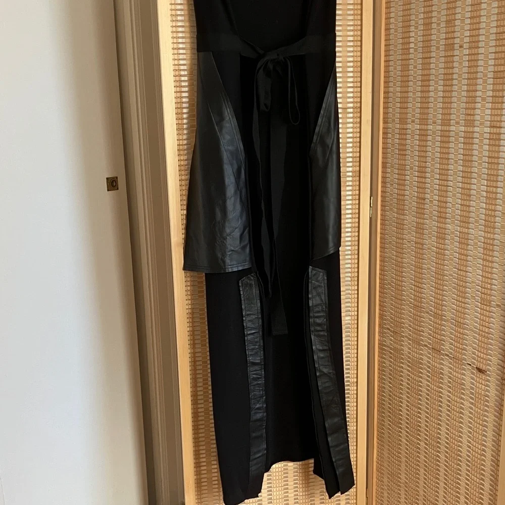 Aakasha knit and real leather dress - Picture 10 of 11